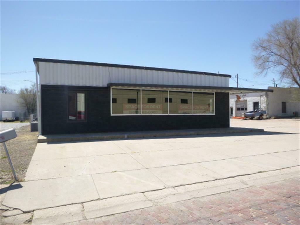 Downtown Aurora Commercial Building & Parking Lot